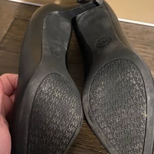 Michael kohls black pumps. Gently used